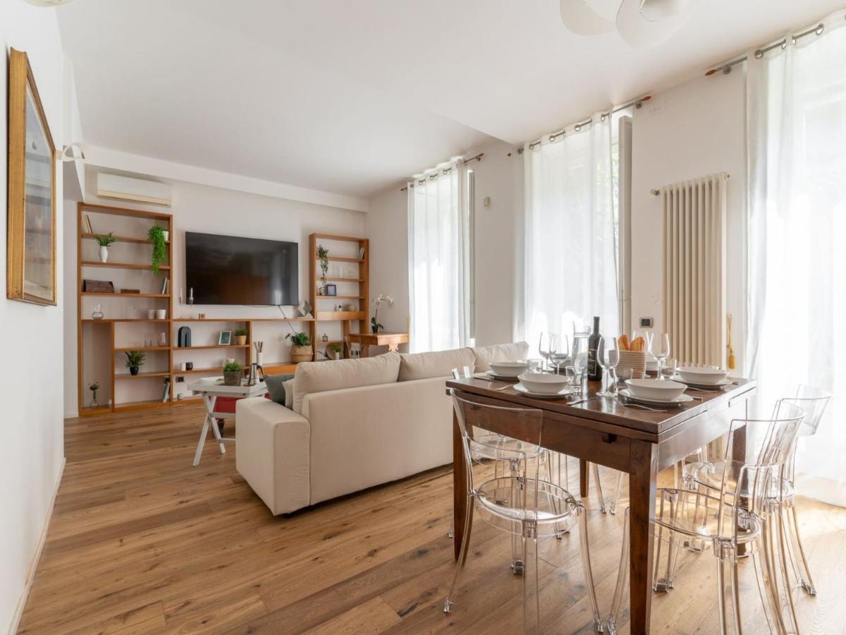 The Best Rent - Spacious Apartment Near Colonne S Lorenzo Milan Extérieur photo