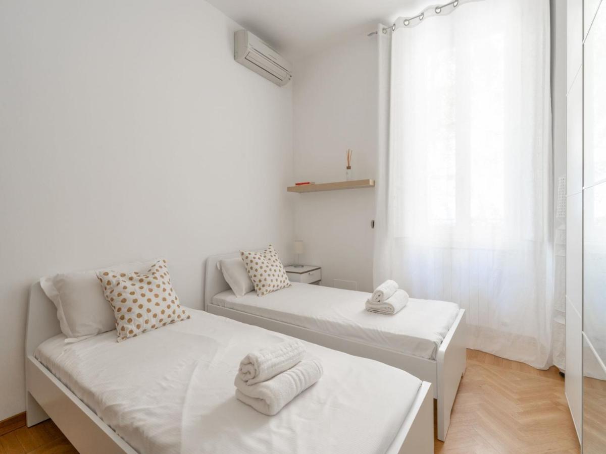 The Best Rent - Spacious Apartment Near Colonne S Lorenzo Milan Extérieur photo